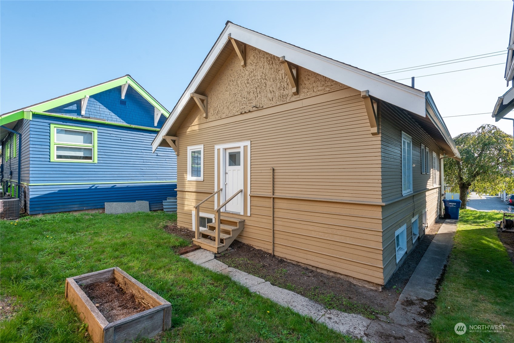 1712 North 40th Street Seattle, WA 98103 - Photo 24 of 36 Gallery Image 24
