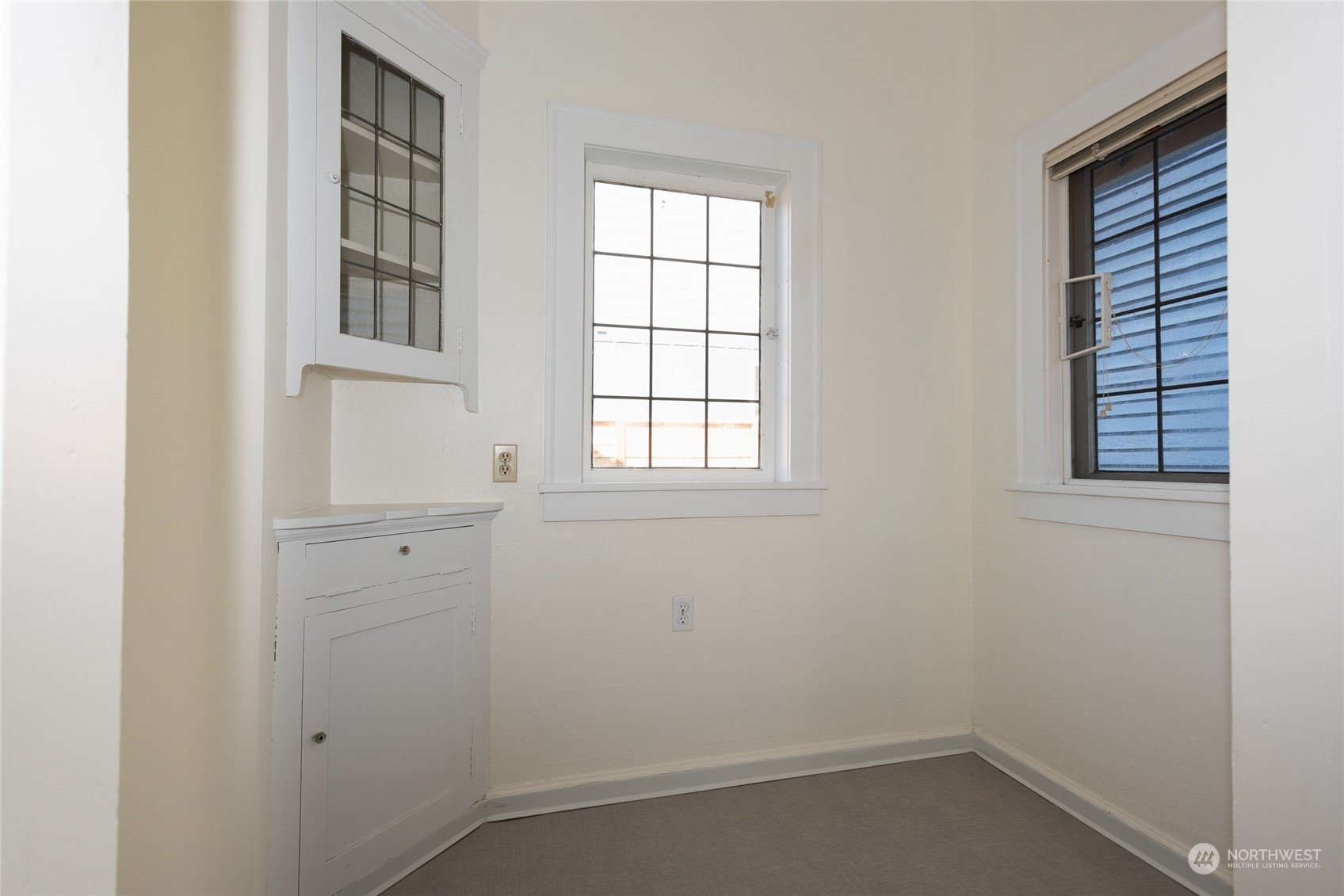 1712 North 40th Street Seattle, WA 98103 - Photo 9 of 36 Gallery Image 9
