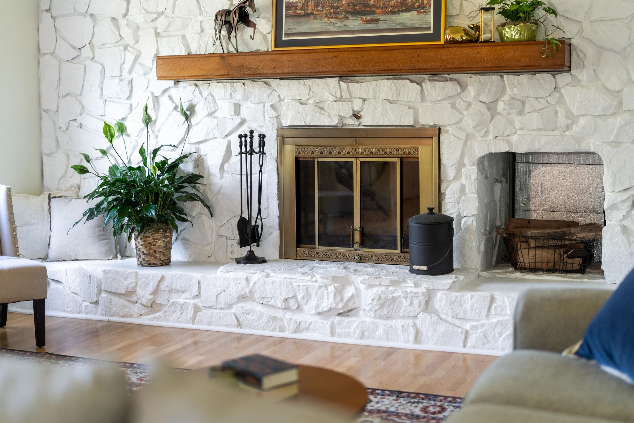 192 Galena Road Staunton, VA 24401 - Photo 9 of 75 a living room with furniture and a fireplace