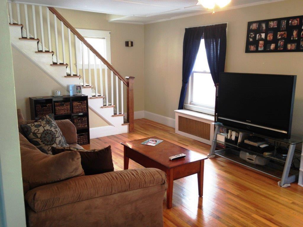 22 Silvermount Street Waterville, ME 04901 - Photo 11 of 33 Living Room