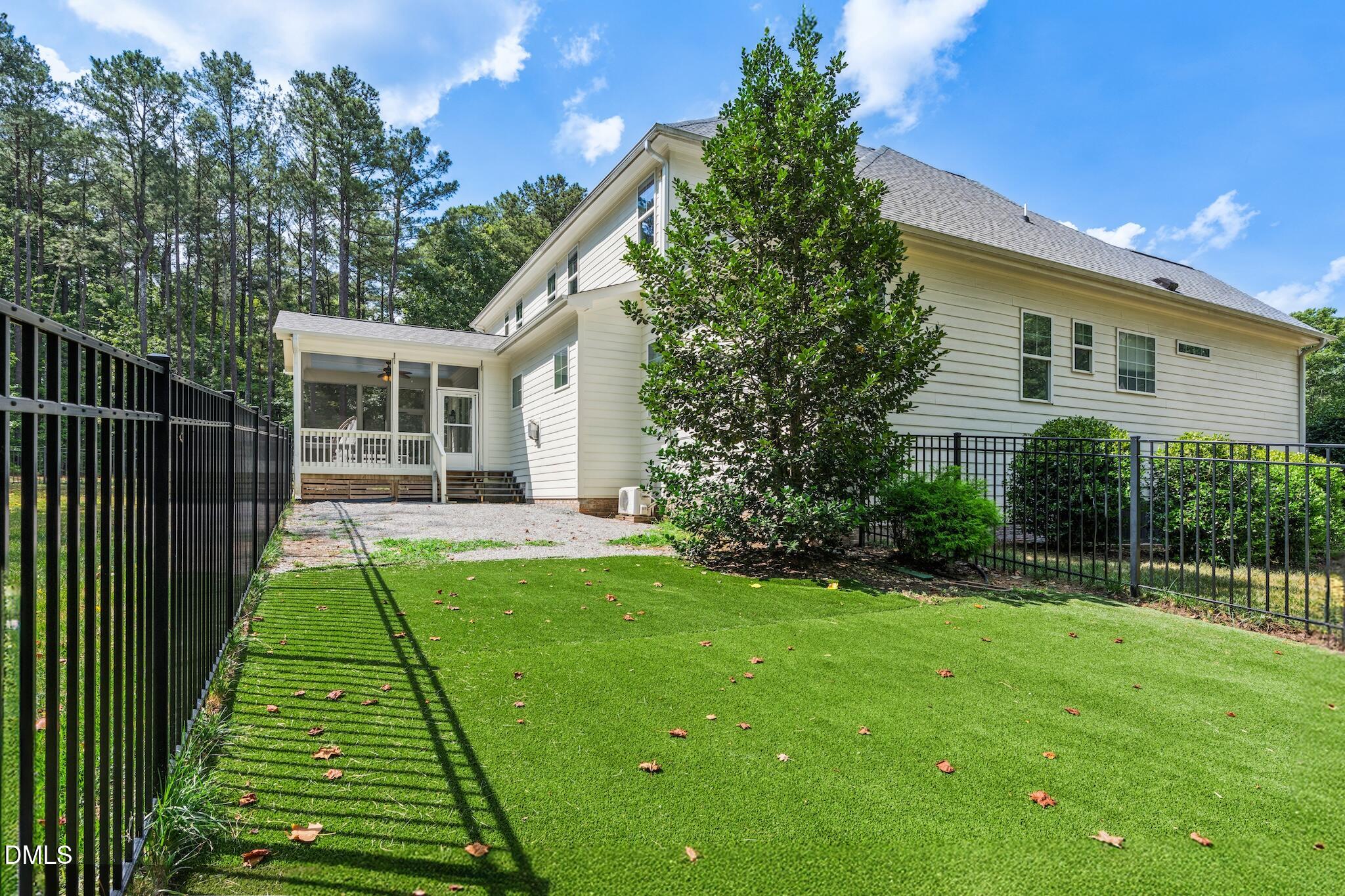 3804 Sleepy Brook Lane Raleigh, NC 27606 - Photo 89 of 99 DSC07003