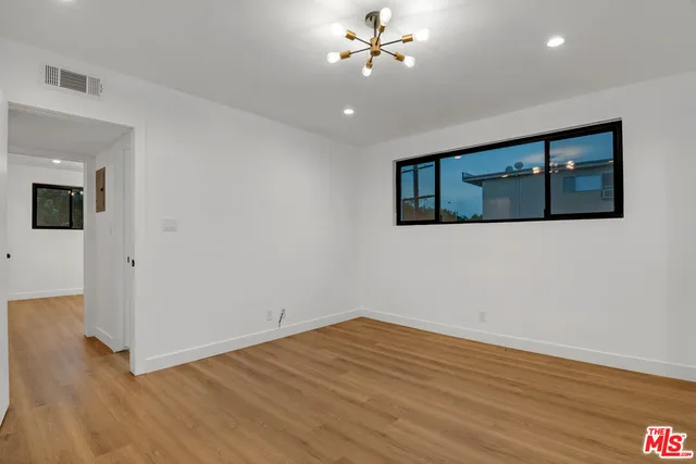 $5,998 | 950 Havenhurst Drive, Unit 6, West Hollywood, CA 90046