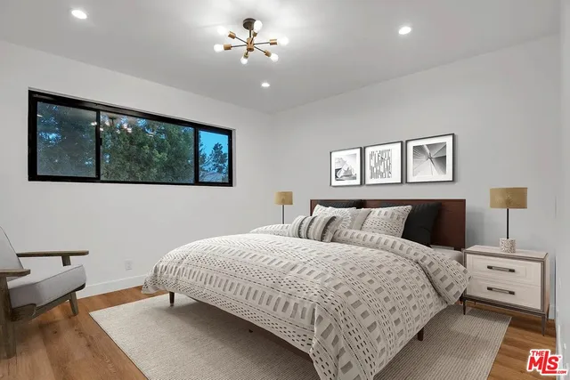 $5,998 | 950 Havenhurst Drive, Unit 6, West Hollywood, CA 90046