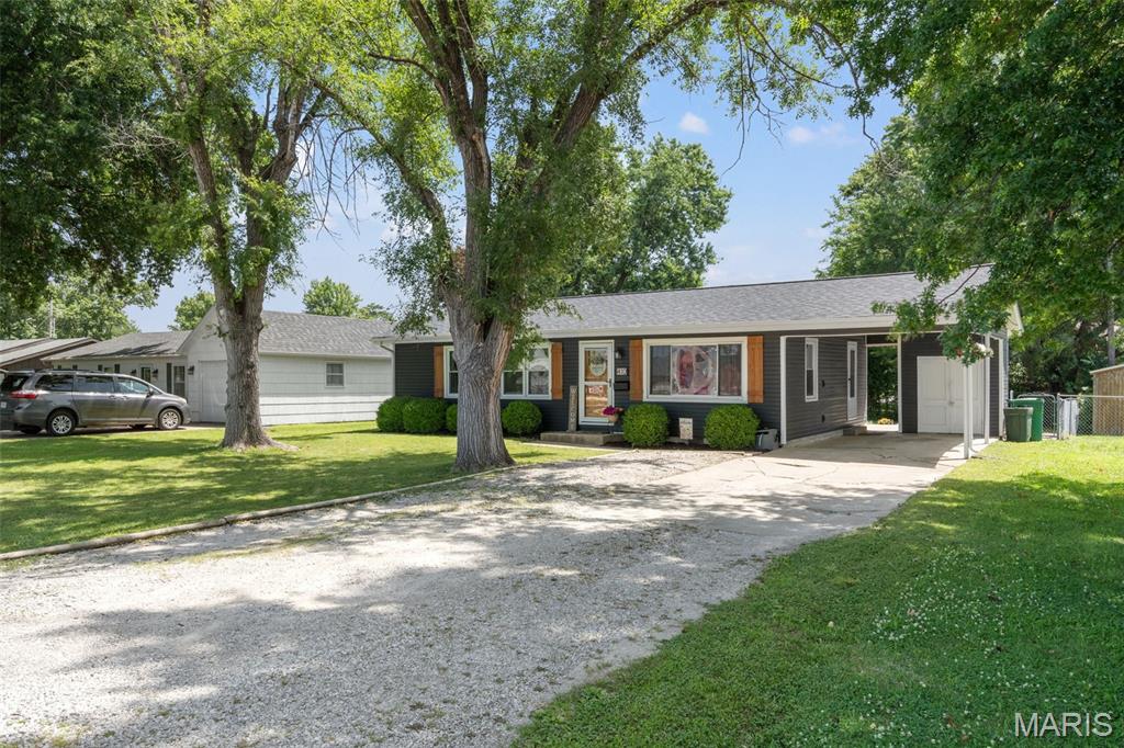 410 Ringo Street Mexico, MO 65265 - Photo 4 of 36
