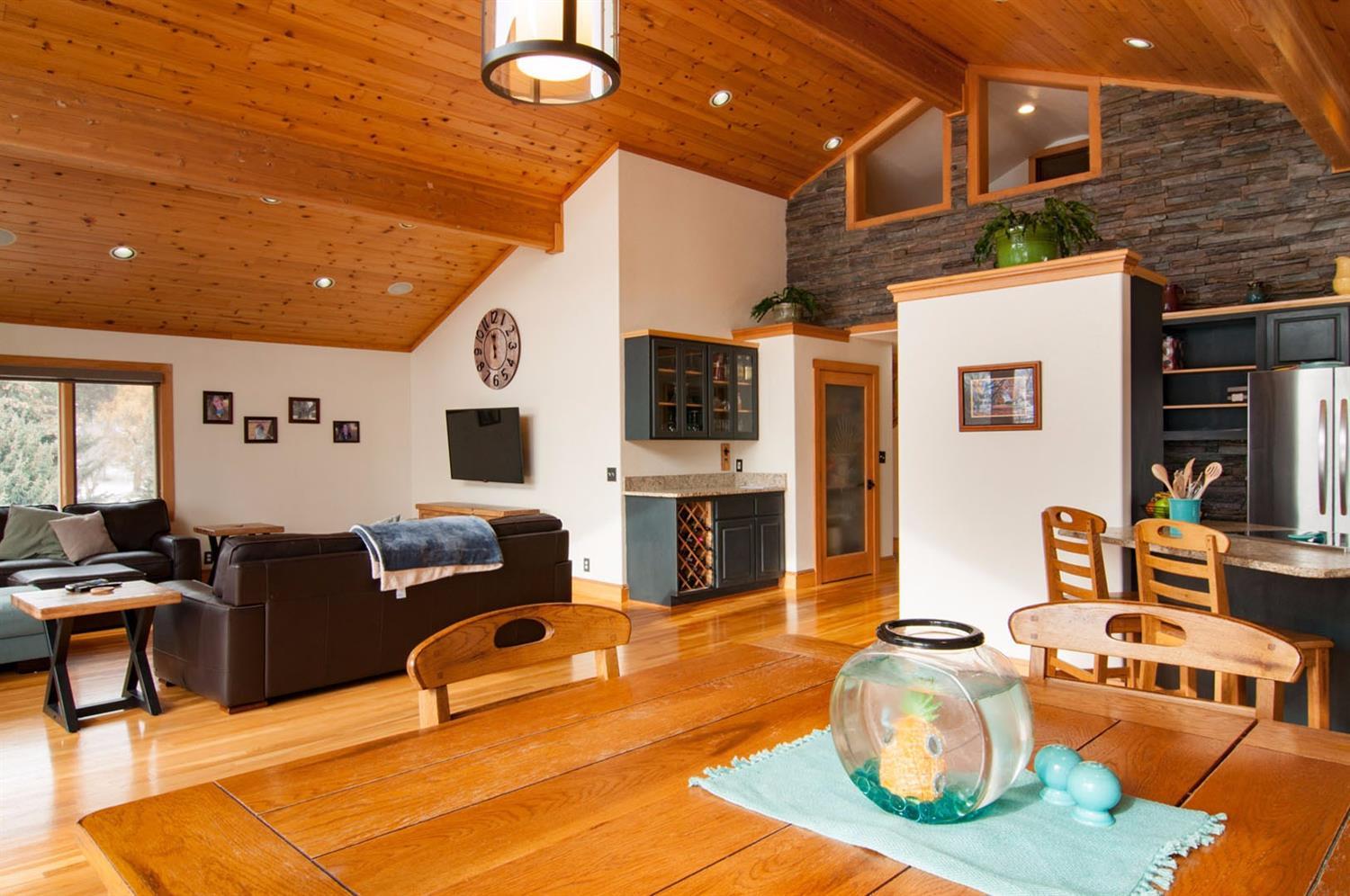 8353 Arant Road Klamath Falls, OR 97603 - Photo 12 of 32 Additional Photo