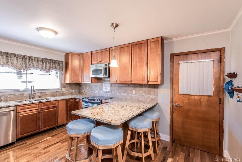 699 Summers Road Valdese, NC 28690 - Photo 32 of 46 Gallery Image 32