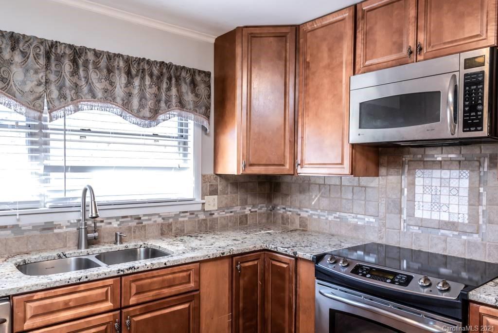699 Summers Road Valdese, NC 28690 - Photo 33 of 46 Gallery Image 33