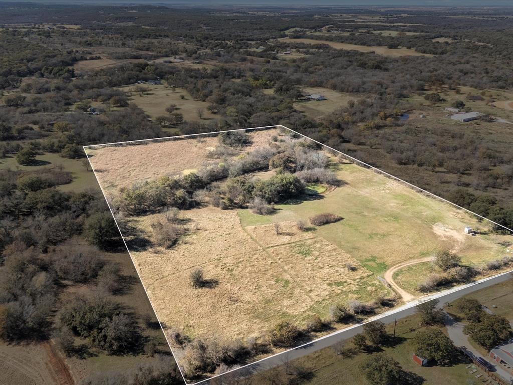 6334 Barrel Springs Road Nocona, TX 76255 - Photo 15 of 34 a view of roof with wooden floor