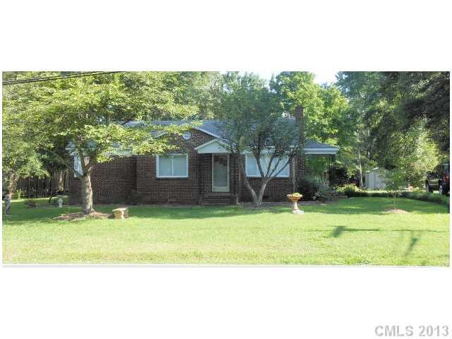 8624 Old Plank Road Charlotte, NC 28216 - Photo 1 of 12 Gallery Image 1