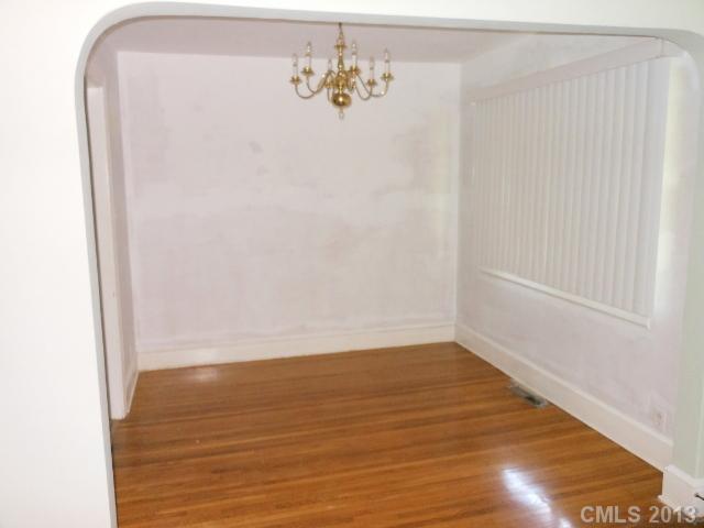 8624 Old Plank Road Charlotte, NC 28216 - Photo 11 of 12 Gallery Image 11