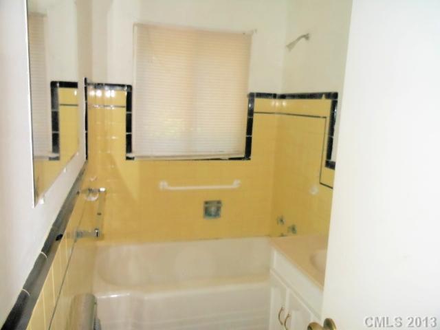 8624 Old Plank Road Charlotte, NC 28216 - Photo 12 of 12 Gallery Image 12