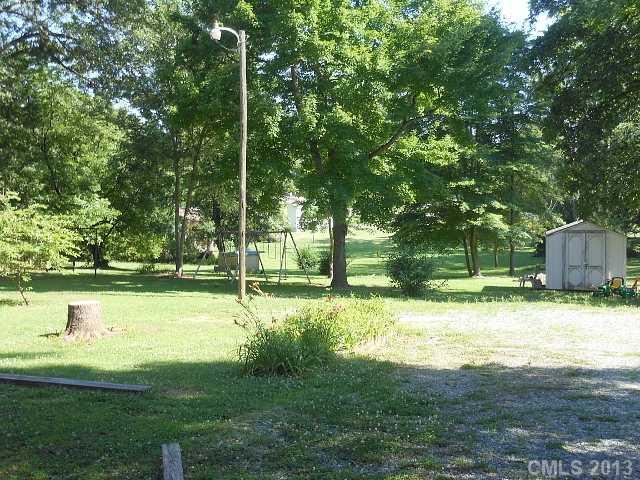 8624 Old Plank Road Charlotte, NC 28216 - Photo 3 of 12 Gallery Image 3