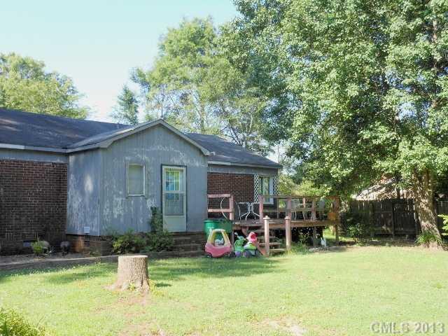 8624 Old Plank Road Charlotte, NC 28216 - Photo 4 of 12 Gallery Image 4
