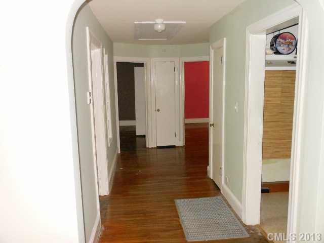 8624 Old Plank Road Charlotte, NC 28216 - Photo 7 of 12 Gallery Image 7