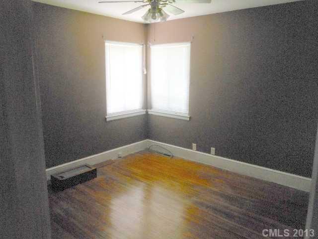 8624 Old Plank Road Charlotte, NC 28216 - Photo 9 of 12 Gallery Image 9