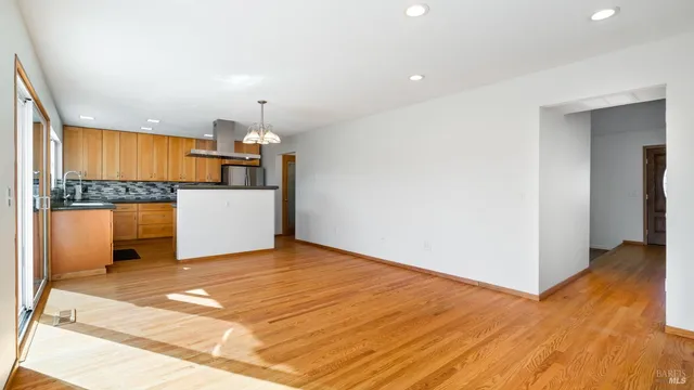 $850,000 | 1636 Sarkesian Drive, Petaluma, CA 94954