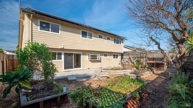 $850,000 | 1636 Sarkesian Drive, Petaluma, CA 94954