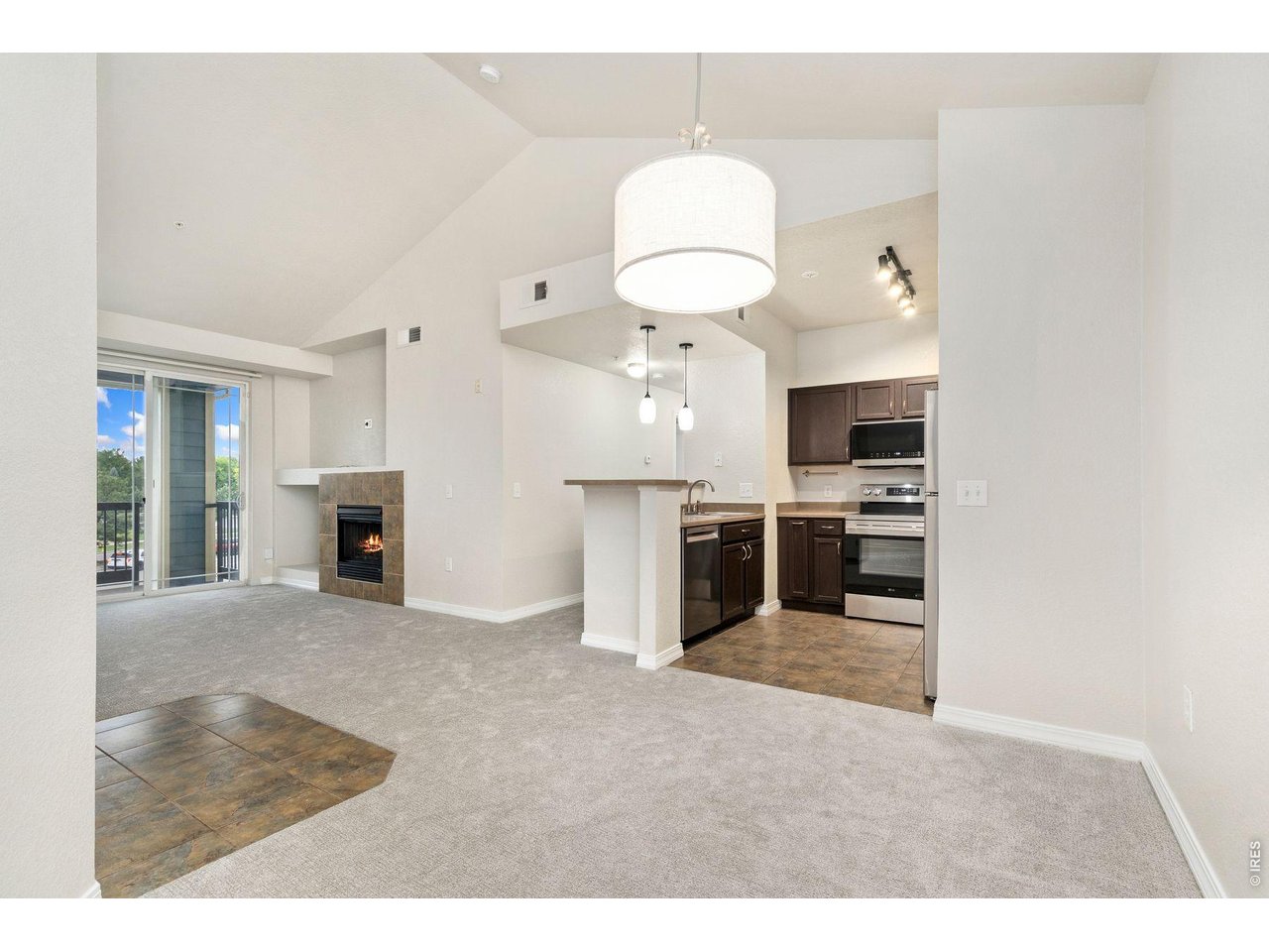 2133 Krisron Road, Unit C304 Fort Collins, CO 80525 - Photo 14 of 27 Great open layout!