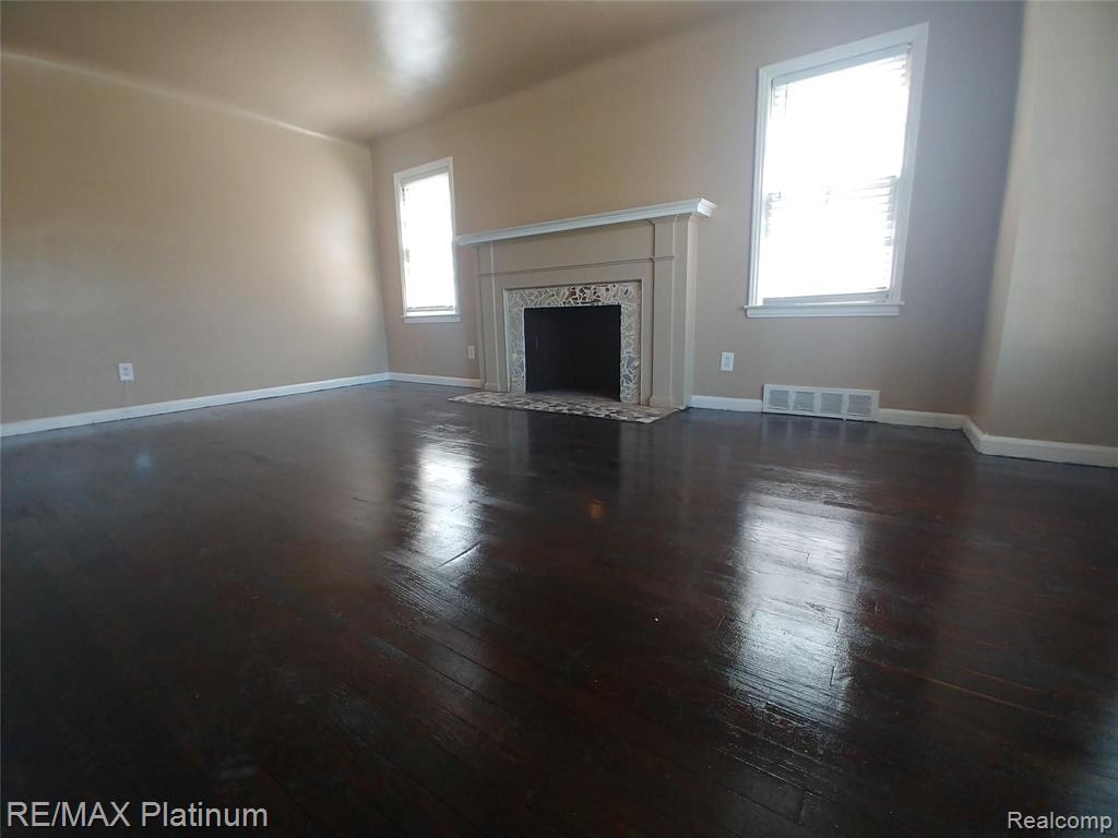 18934 Forrer Street Detroit, MI 48235 - Photo 5 of 21