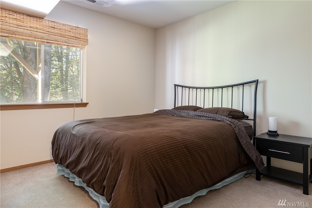 5126 South Garden Loop Road, Unit 11 Seattle, WA 98118 - Photo 16 of 23