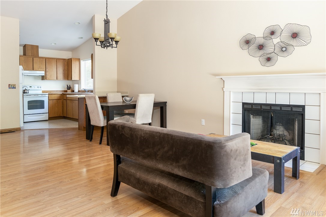 5126 South Garden Loop Road, Unit 11 Seattle, WA 98118 - Photo 8 of 23
