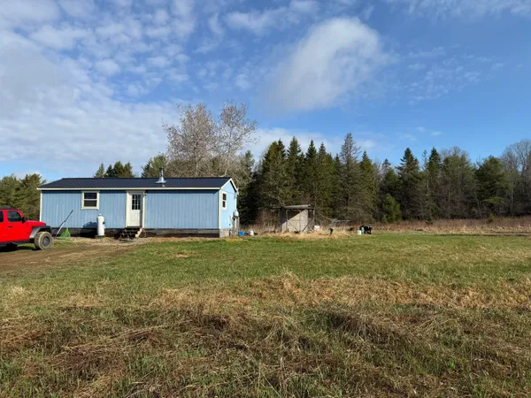 $79,000 | 946 Main Street, Springfield, ME 04487