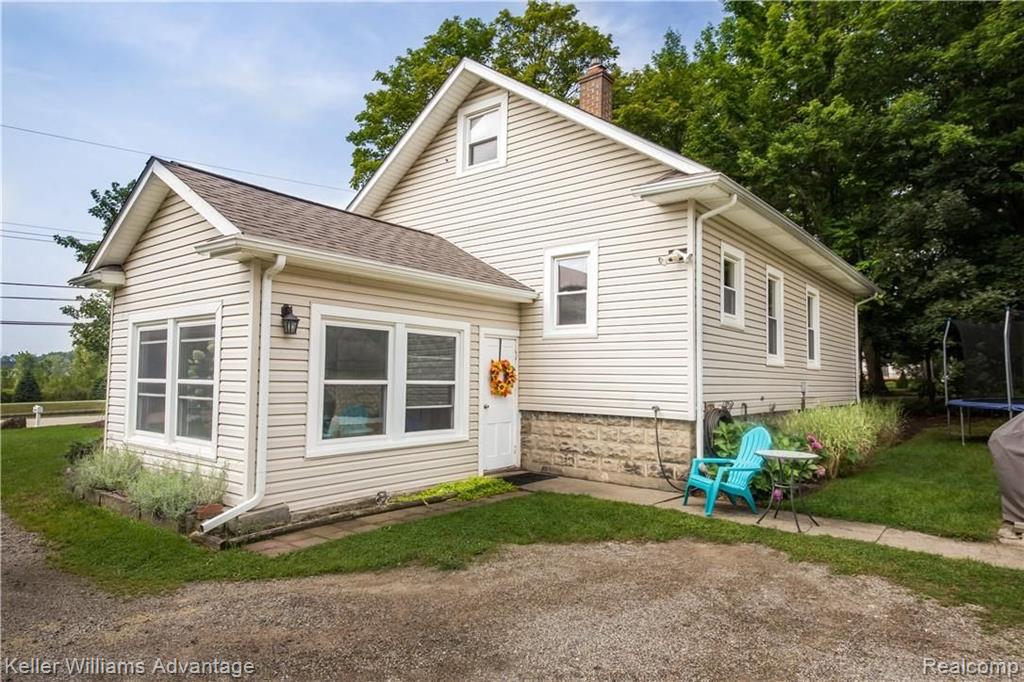 48222 Joy Road Plymouth, MI 48170 - Photo 2 of 43