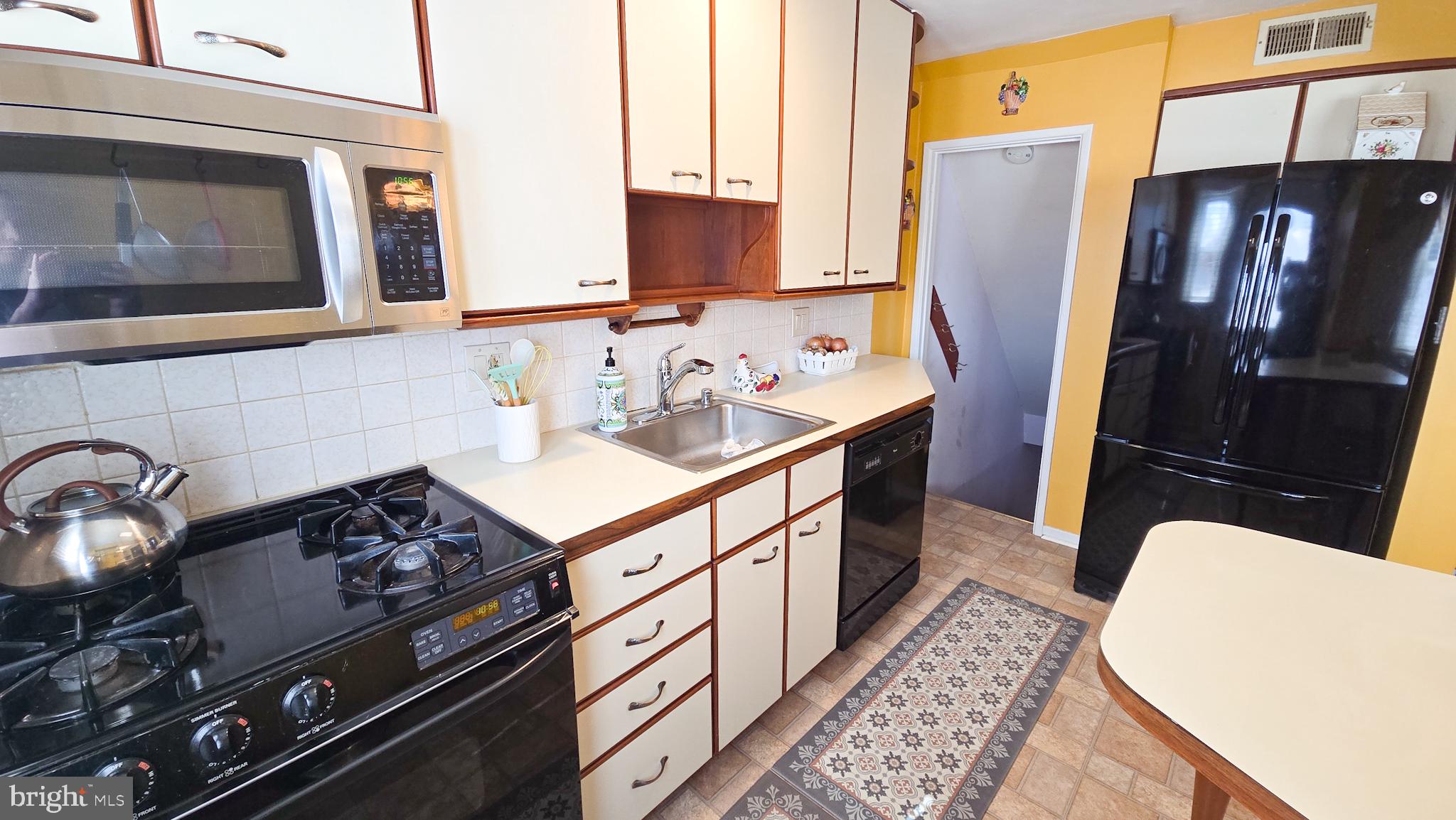 1581 Williams Avenue Baltimore, MD 21221 - Photo 12 of 26 Gallery Image 12