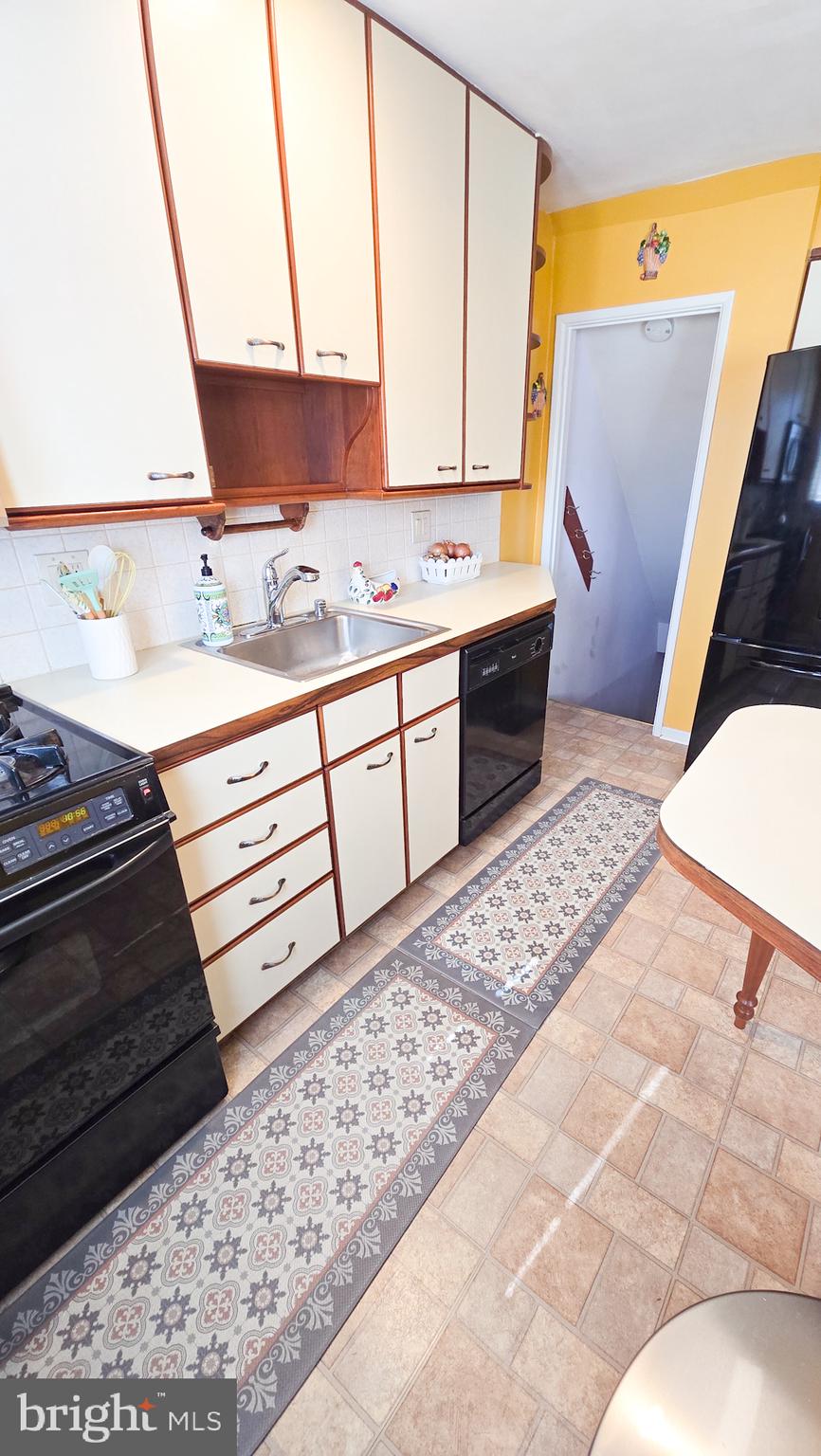 1581 Williams Avenue Baltimore, MD 21221 - Photo 7 of 26 Gallery Image 7
