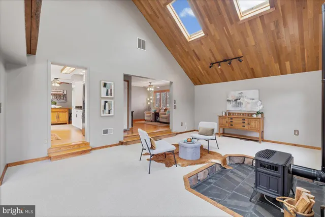 $569,000 | 65 Fenton Lane, Chesterfield, NJ 08515