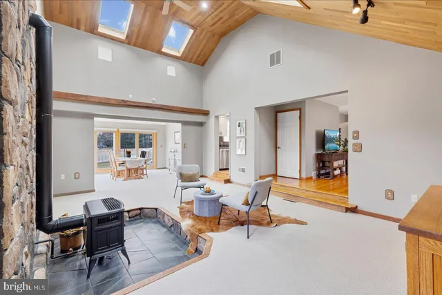 $569,000 | 65 Fenton Lane, Chesterfield, NJ 08515