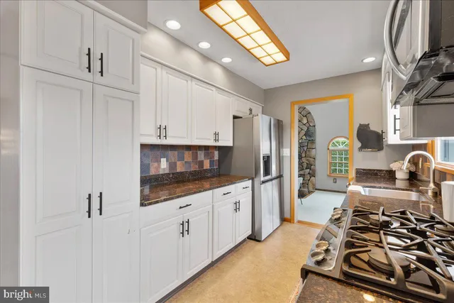 $569,000 | 65 Fenton Lane, Chesterfield, NJ 08515