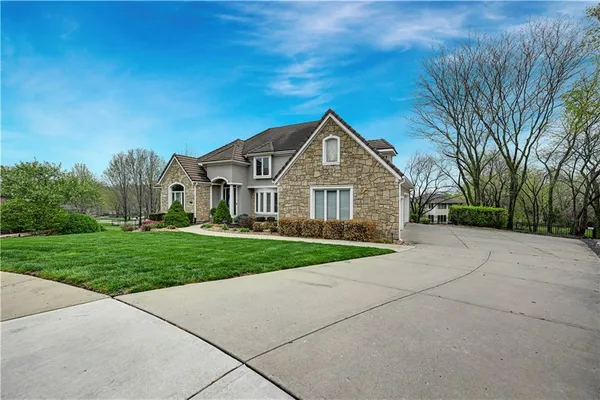 $1,280,000 | 14105 Belinder Street, Leawood, KS 66224
