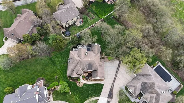 $1,280,000 | 14105 Belinder Street, Leawood, KS 66224