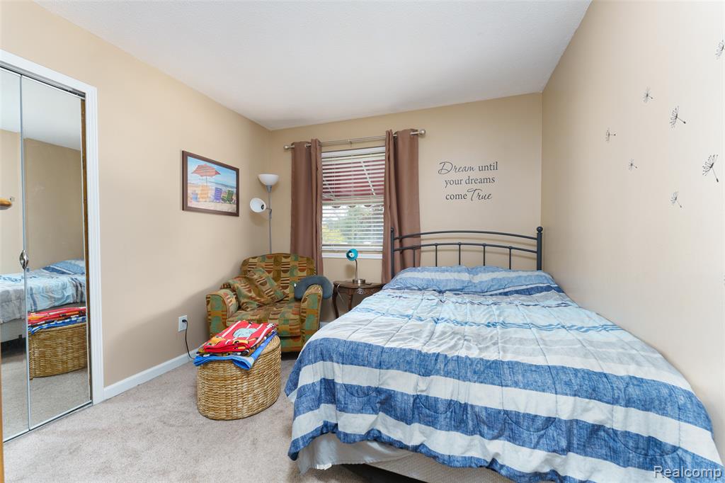 680 South Hacker Road Brighton, MI 48114 - Photo 10 of 32