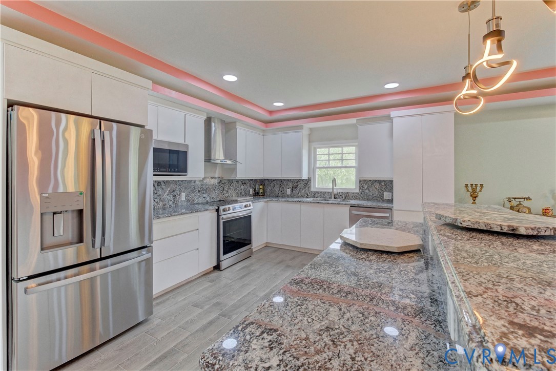 343 Liberty Road New Canton, VA 23123 - Photo 8 of 51