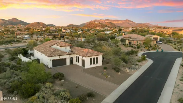 $995,000 | 8334 East Laurel Circle, Mesa, AZ 85207