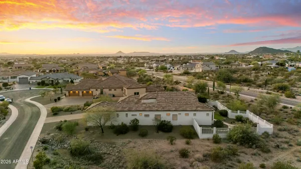 $995,000 | 8334 East Laurel Circle, Mesa, AZ 85207