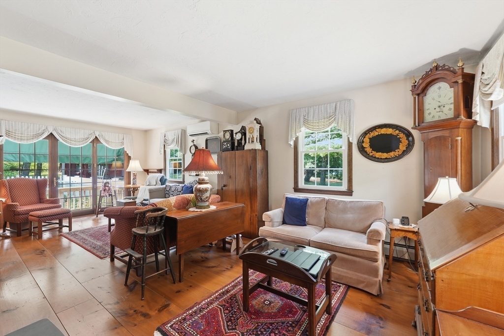 22 Kingsbury Road Thompson, CT 06277 - Photo 8 of 40 Gallery Image 8
