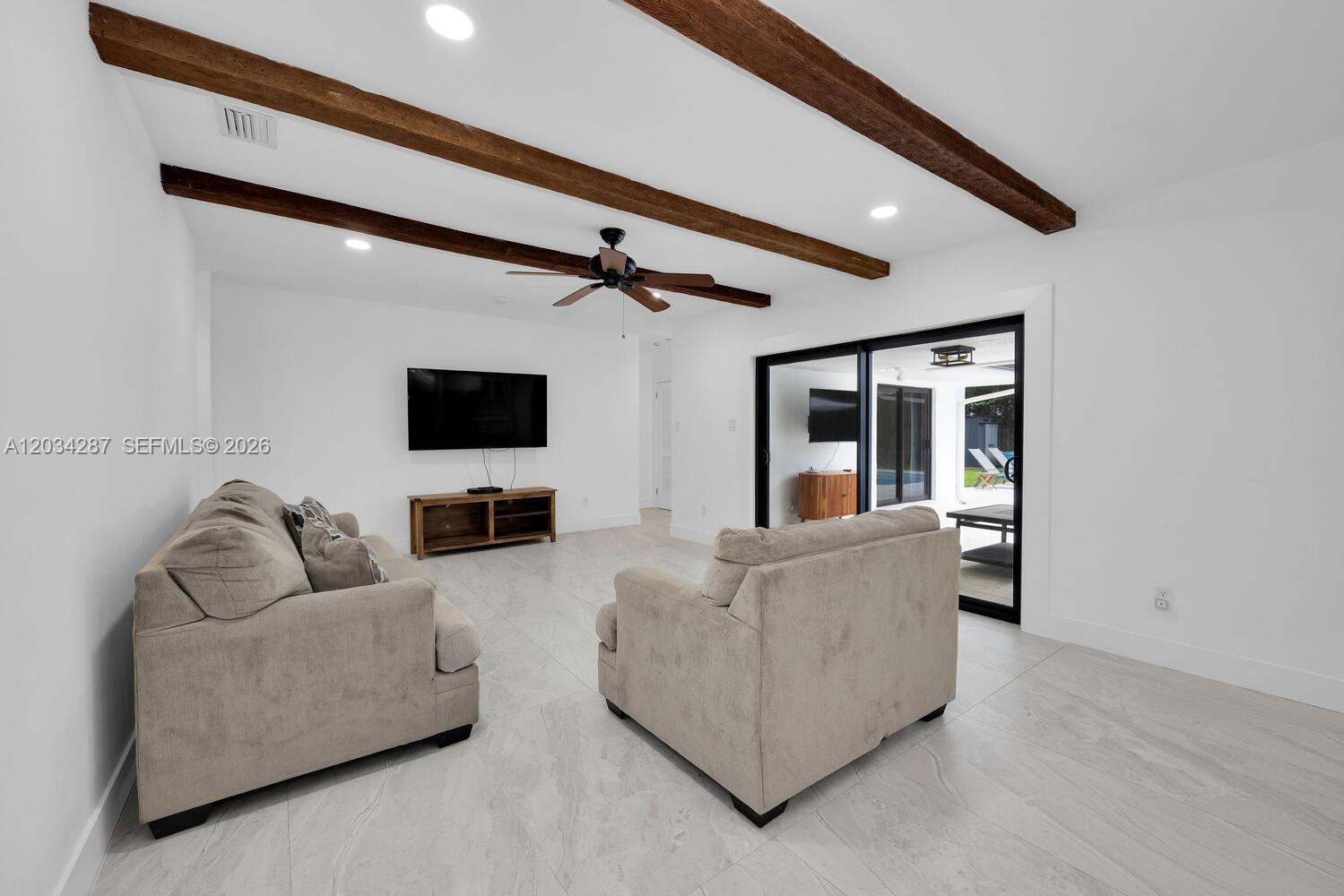 6860 Southwest 99th Terrace Pinecrest, FL 33156 - Photo 15 of 46