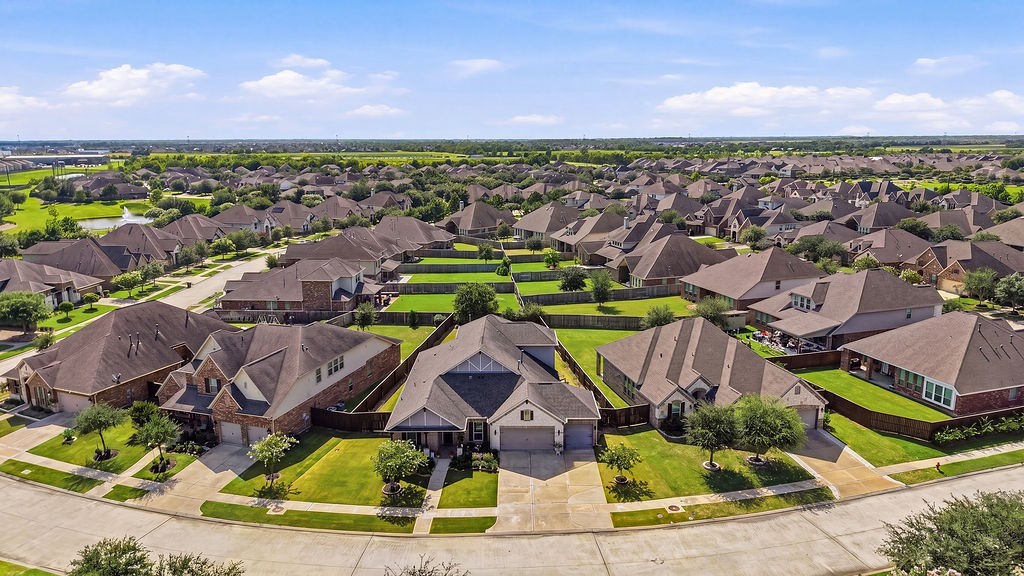 9614 Carson Lane Iowa Colony, TX 77583 - Photo 3 of 50 The layout of the lot makes it feel very private and almost like you have no back neighbors.