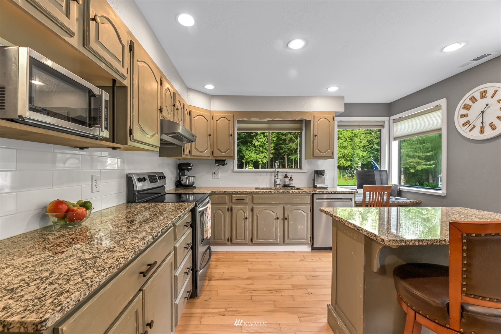 26656 Ridgewood Lane Sedro-Woolley, WA 98284 - Photo 6 of 37 Gallery Image 6