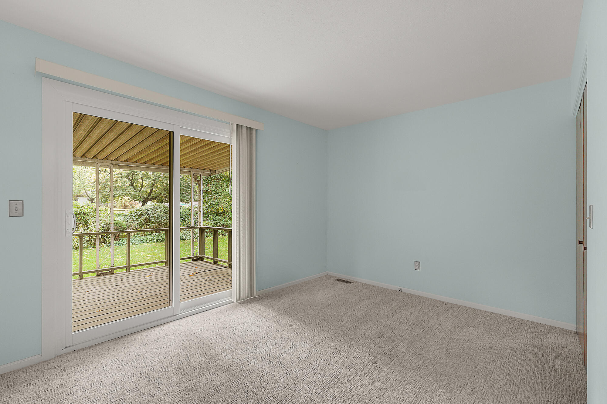 1050 Village Lane Jenison, MI 49428 - Photo 16 of 31 DSC06502