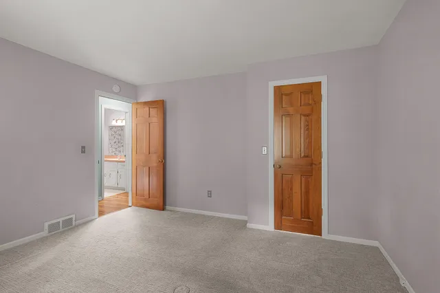 $200,000 | 1050 Village Lane, Jenison, MI 49428