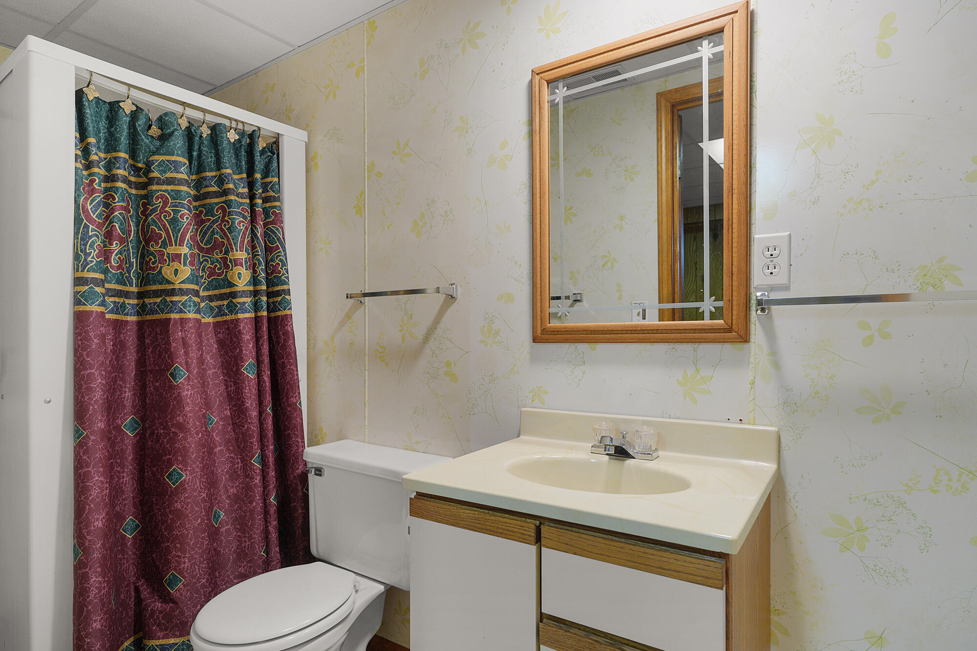 1050 Village Lane Jenison, MI 49428 - Photo 28 of 31 DSC06544