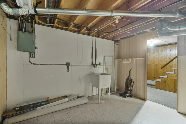 $200,000 | 1050 Village Lane, Jenison, MI 49428