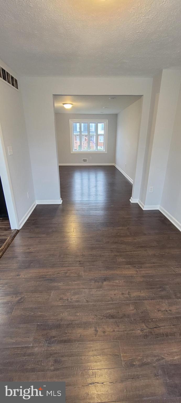 2128 Sunnythorn Road Middle River, MD 21220 - Photo 8 of 39 Gallery Image 8