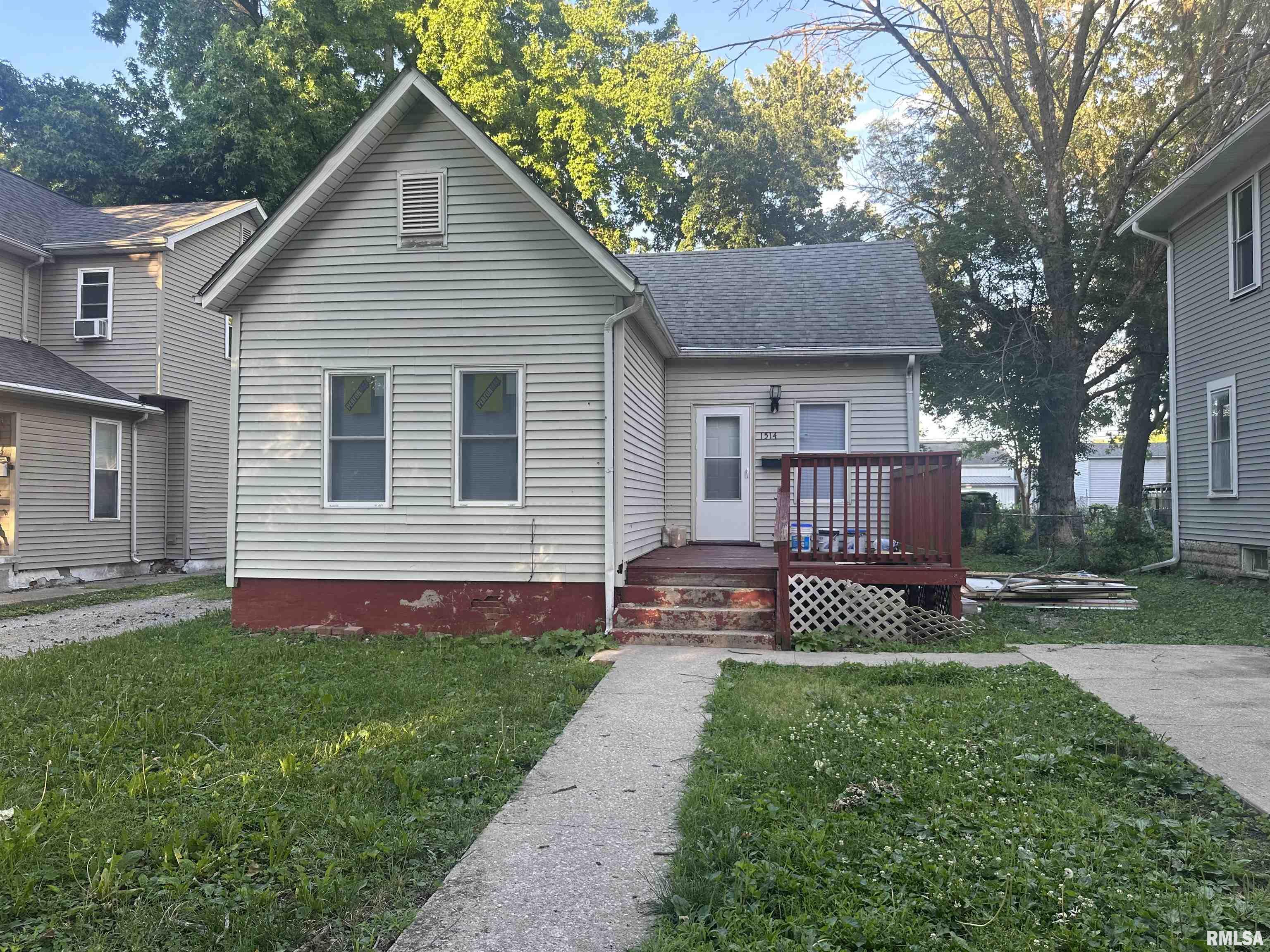 1514 South 8th Street Springfield, IL 62703 - Photo 1 of 10