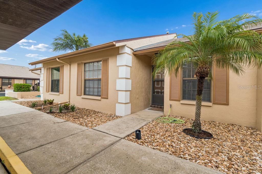 4753 Sunny Loop Holiday, FL 34690 - Photo 2 of 29