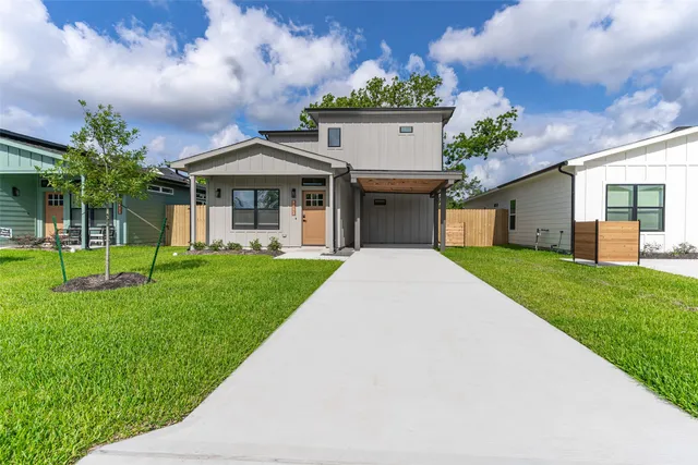 $299,000 | 9913 Dipping Woods Street, Houston, TX 77076